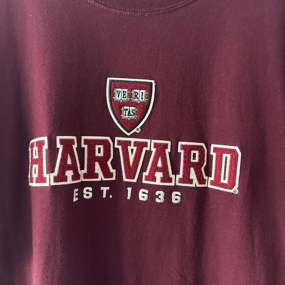 Harvard University Graduate College‎ School Crest Stitched T-Shirt Burgundy XXL - Picture 2 of 6